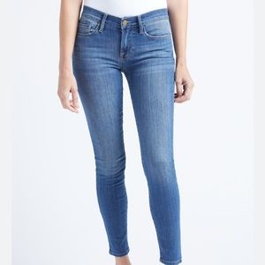 🐵 Frame le skinny de Jean 🐵